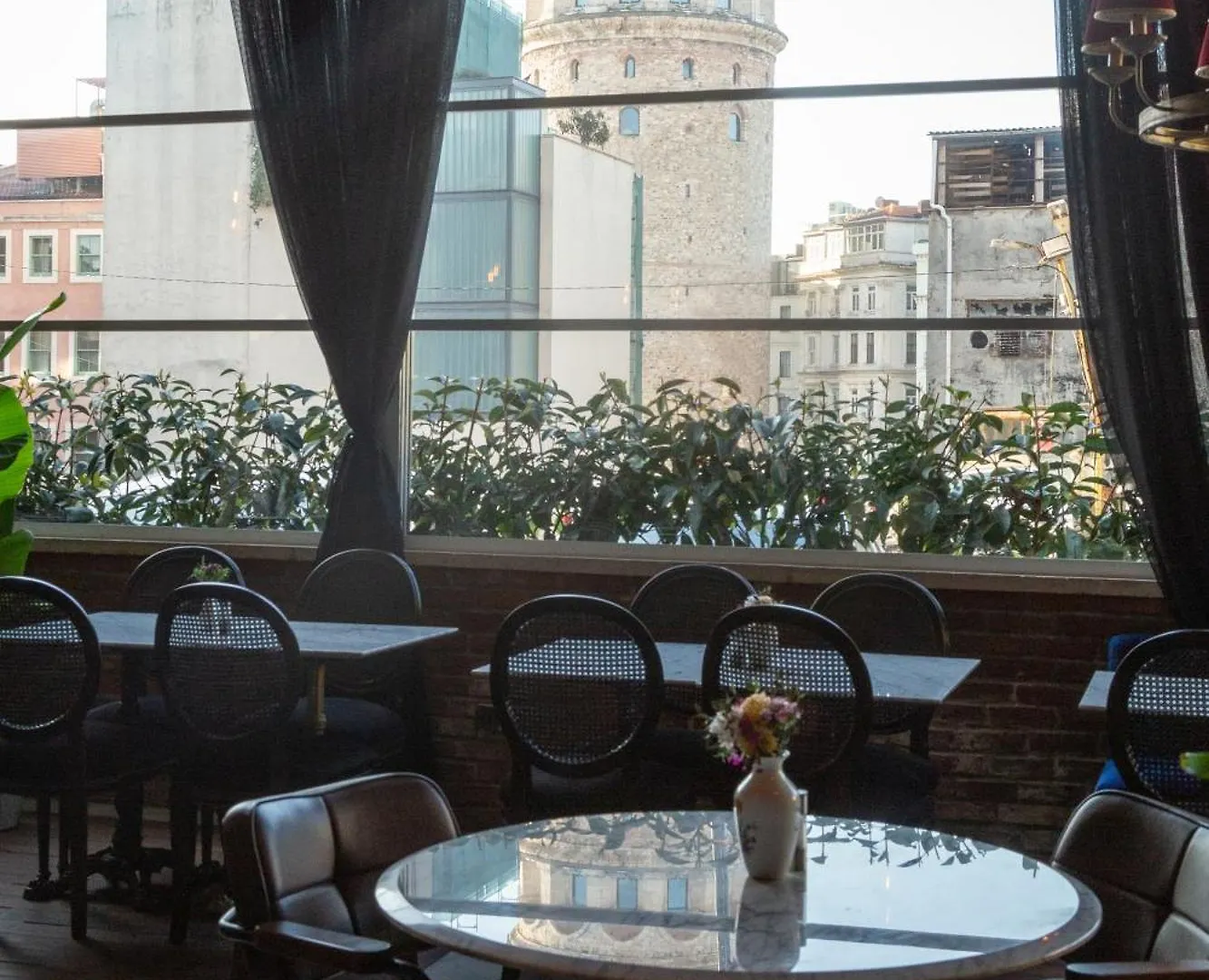 Meroddi Barnathan Hotel Istanbul