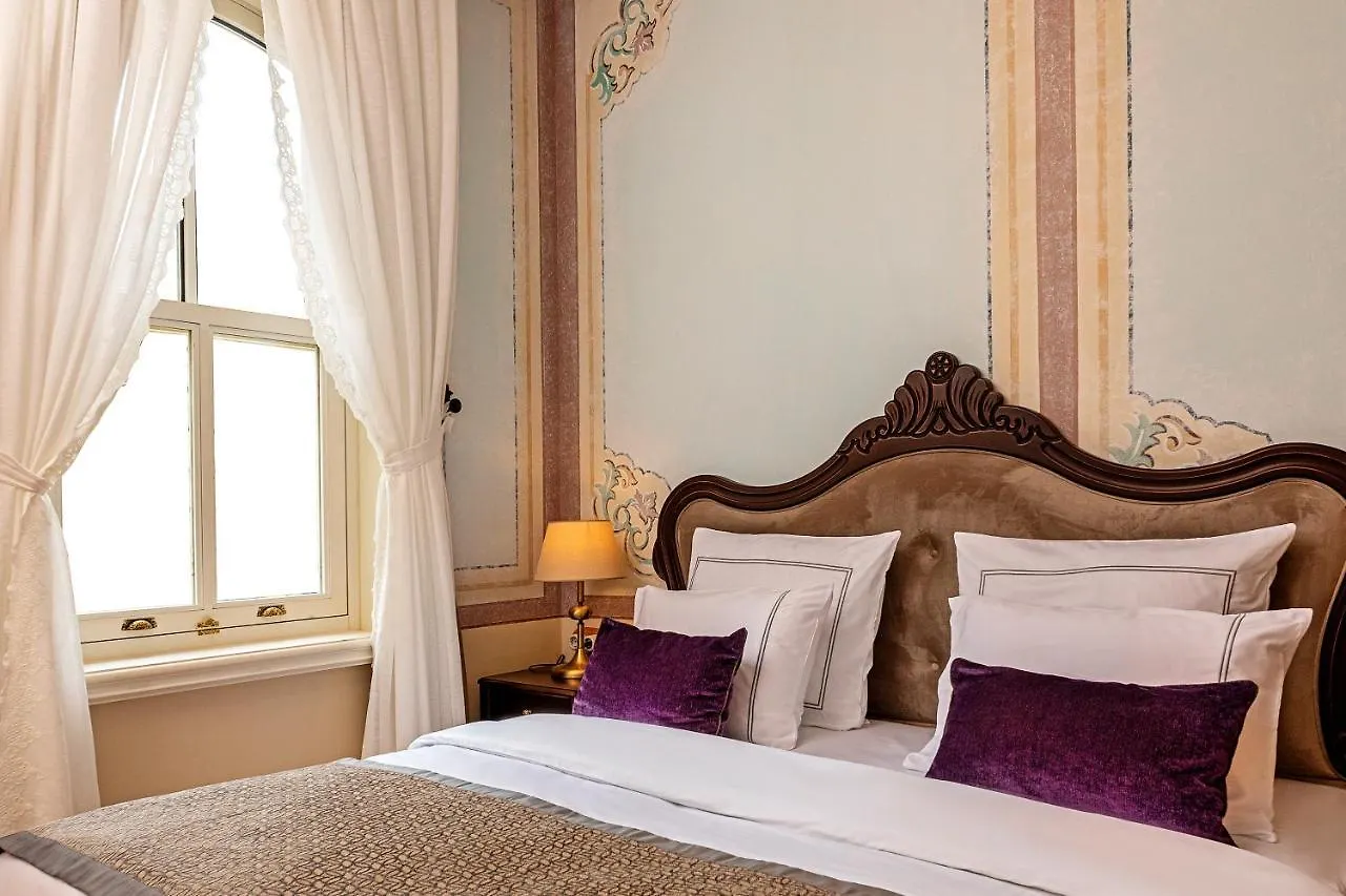 Meroddi Barnathan Hotel Istanbul