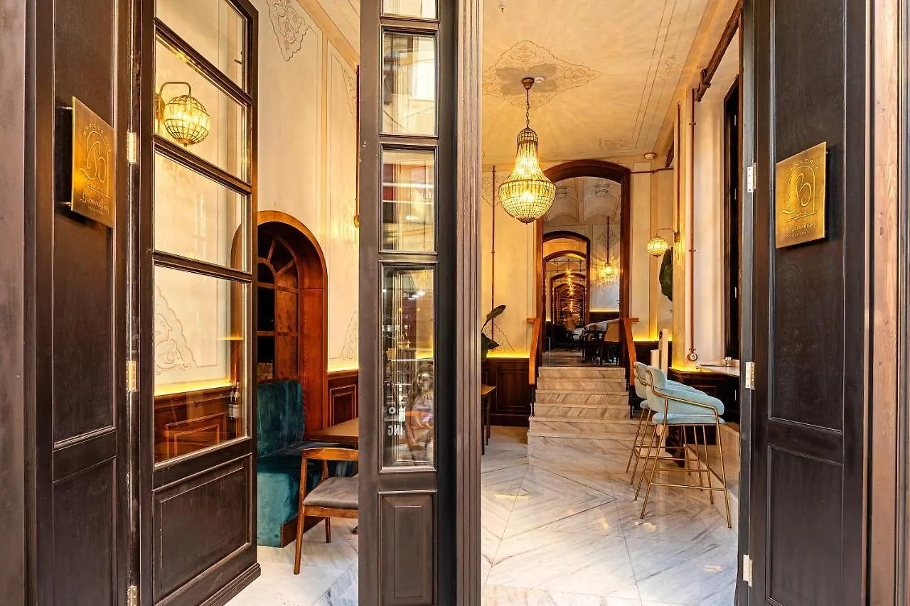 Meroddi Barnathan Hotel Istanbul
