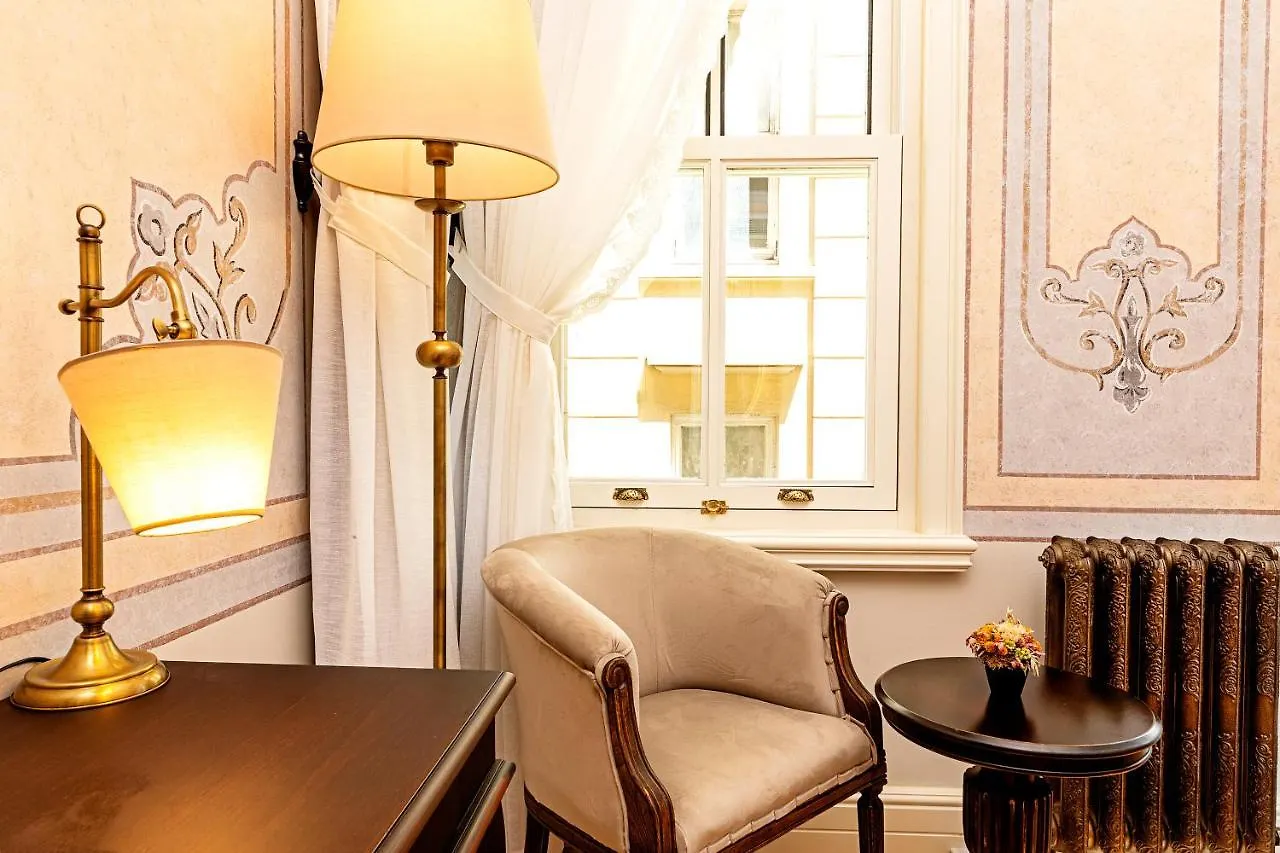 Meroddi Barnathan Hotel Istanbul