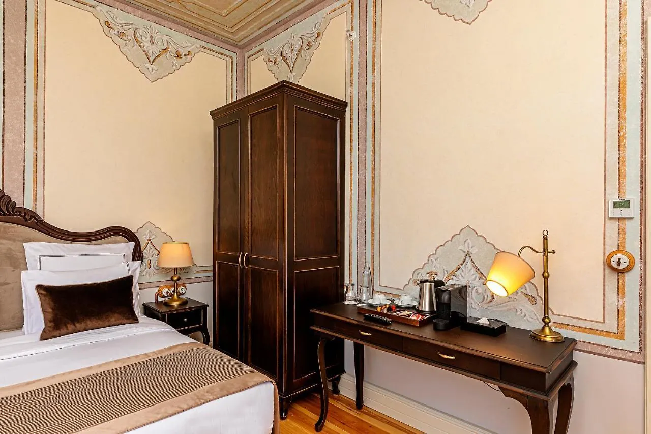 Meroddi Barnathan Hotel Istanbul 0*,  Turkey