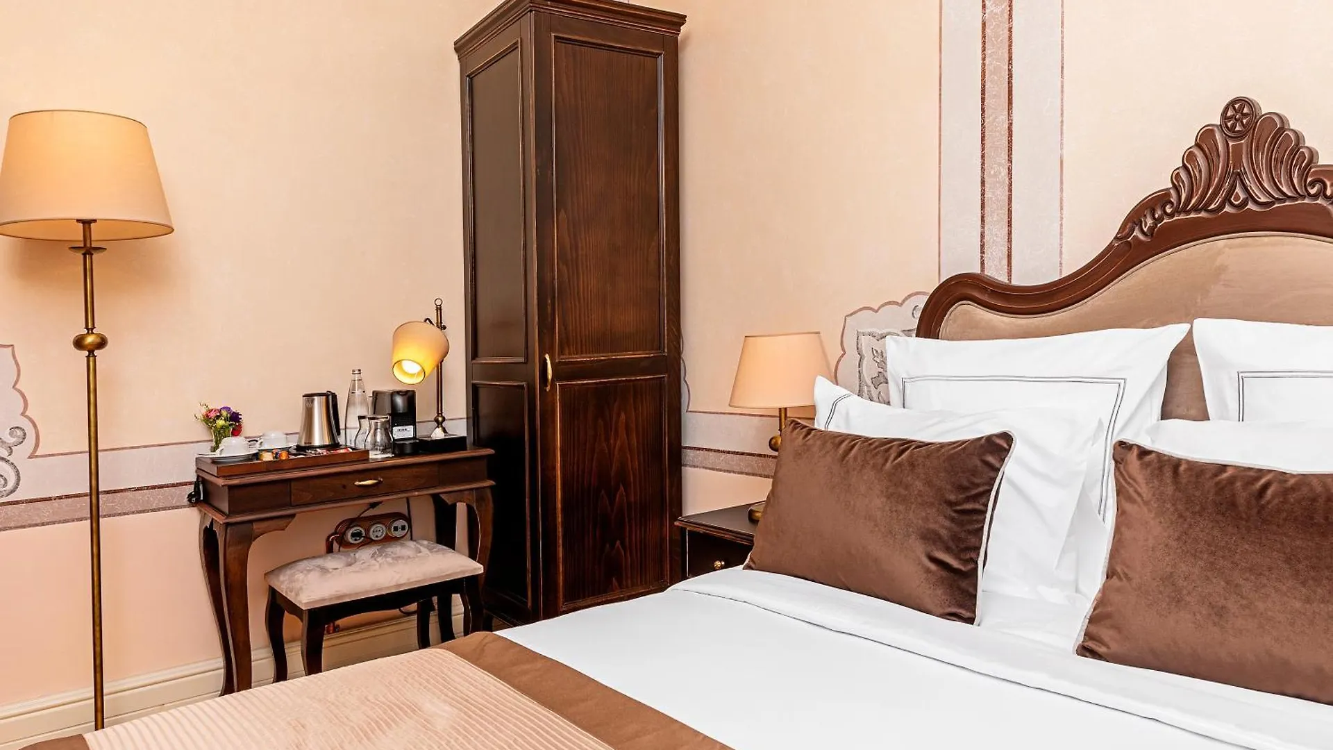 Meroddi Barnathan Hotel Istanbul