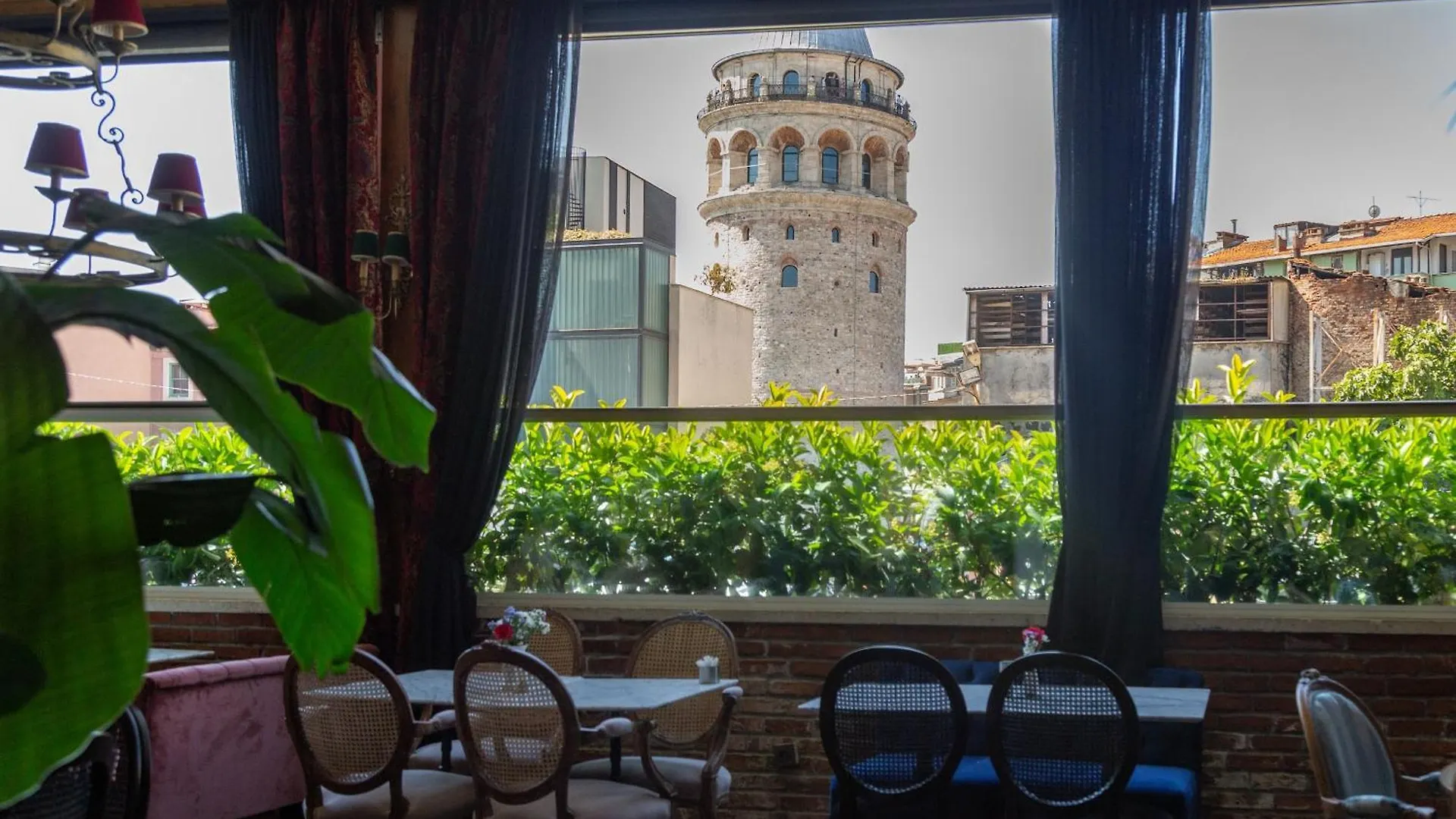 Meroddi Barnathan Hotel Istanbul
